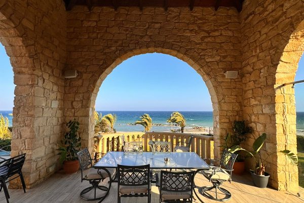 Beach front 7 Bedroom Mansion in Agios Theodoros Area