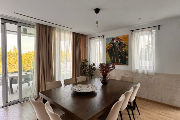 Modern 3 bedroom house in Pentakomo area